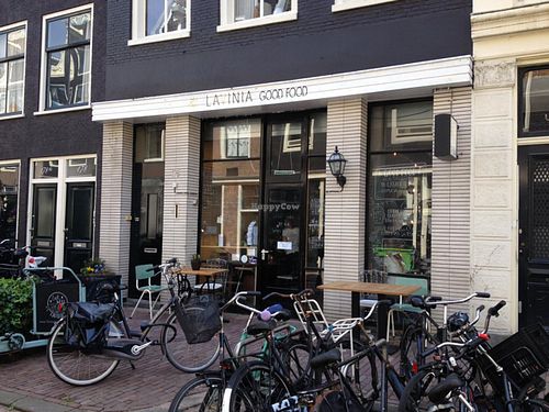 Outside at Lavinia Good Food - Centrum in Amsterdam