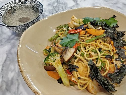 Mala bee hoon and noodle at Onn Vegetarian 安顺素食 in Central Singapore