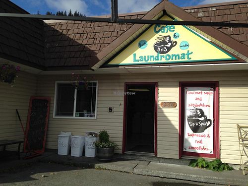 Store front at Suds N Swirl in Seward