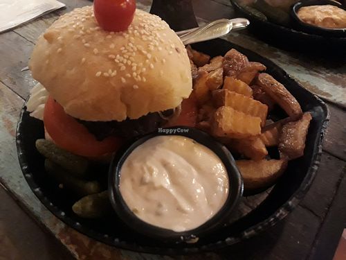 Beetroot burger at Eat.Co in Koh Phangan