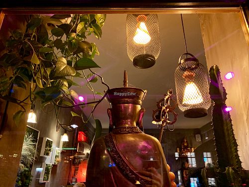 store window at Cat Tuong in Berlin