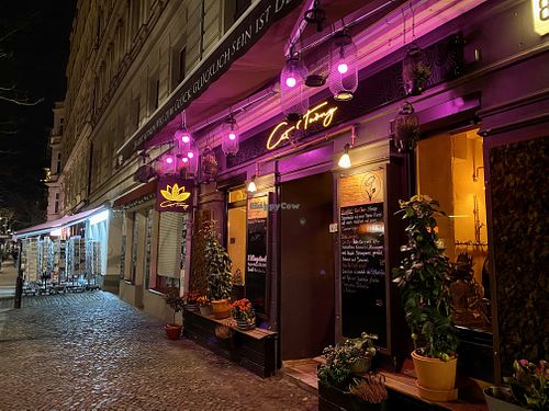 store front at Cat Tuong in Berlin