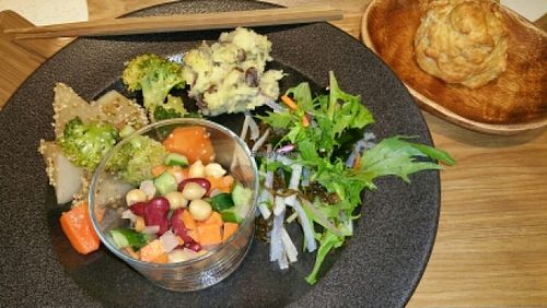 Dinner set at Cosme Kitchen Cafe in Kyoto