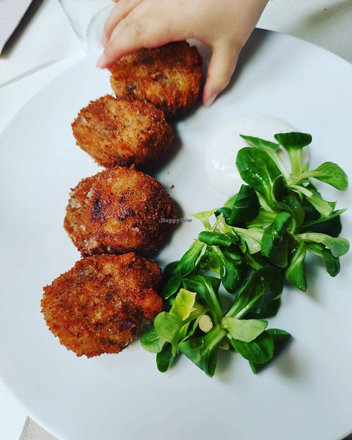 Croquettes at El Vergel Veggie Restaurant in Tarragona