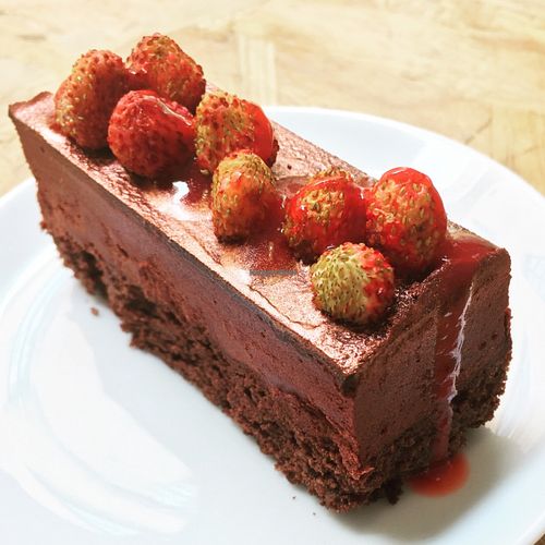 Wild strawberry and Tanzanian chocolate mousse cake at El Vergel Veggie Restaurant in Tarragona
