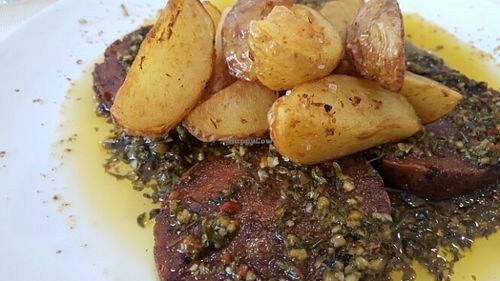 Chorizo con patatas at El Vergel Veggie Restaurant in Tarragona