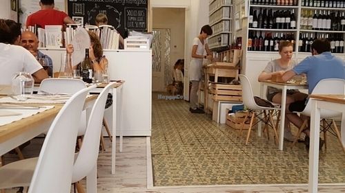 Dogfriendly at El Vergel Veggie Restaurant in Tarragona