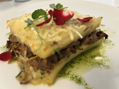 POTATIO PIE WITH MIXED MUSHROOMS  at El Vergel Veggie Restaurant in Tarragona