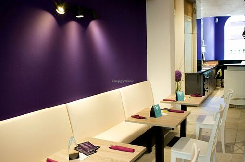 restaurant interior at My Heart Beats Vegan in Karlsruhe