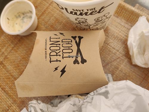 Erst nach dem Essen, wenn die Verblüffung vorbei war, dachte ich an Fotos... Super gern empfohlen! at Front Food in Linz