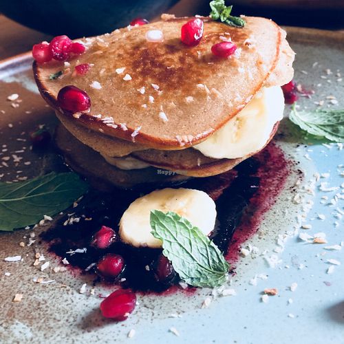 Vegan banana-chocolate pancakes. at GYS - Voorstraat in Utrecht