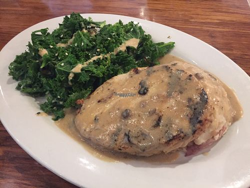 grilled chick'un, cauli-mashed potatoes, steamed kale at Veggie Grill by Next Level in Pasadena
