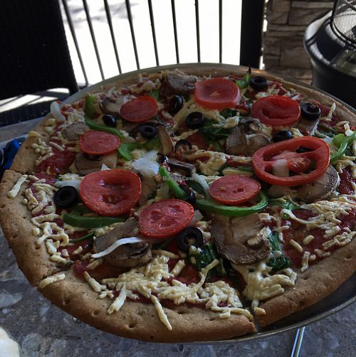 veg out w daiya and gf crust at Mellow Mushroom in Clearwater