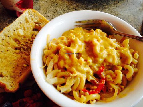 Vegan mac'n'cheese with garlic bread.  at Raven's Nest in Whistler