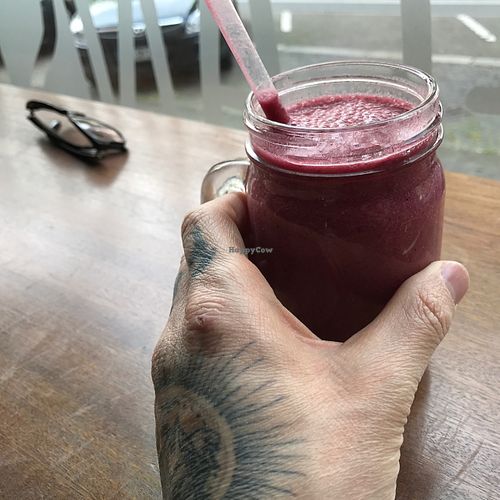 banana & strawberry etc. berries smoothie at Vegansky in Dortmund