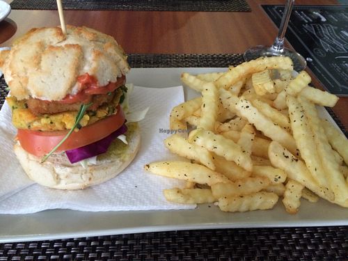 Vegan Burguer at Black Mamba Burgers and Records in Porto