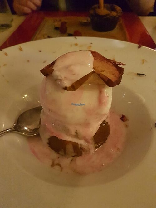 apple tarte tatin - beautiful ice-cream at Ristorante Da Mario alla Fava in Venice