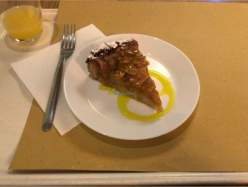 Apple cake at Il Vegano Bistrot in Florence