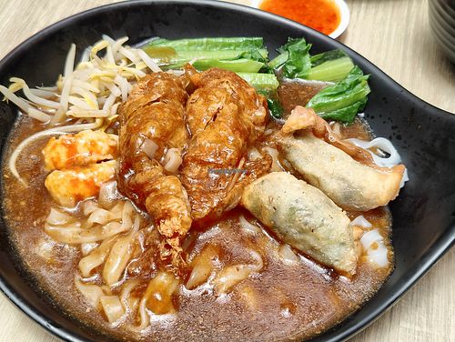Ipoh hor fun (vegan) at Greendot 绿一点 - Paya Lebar in Central Singapore