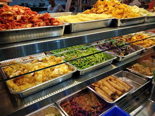 Buffet spread at Tanaka Vegetarian 田中素食 - Fajar in West Singapore