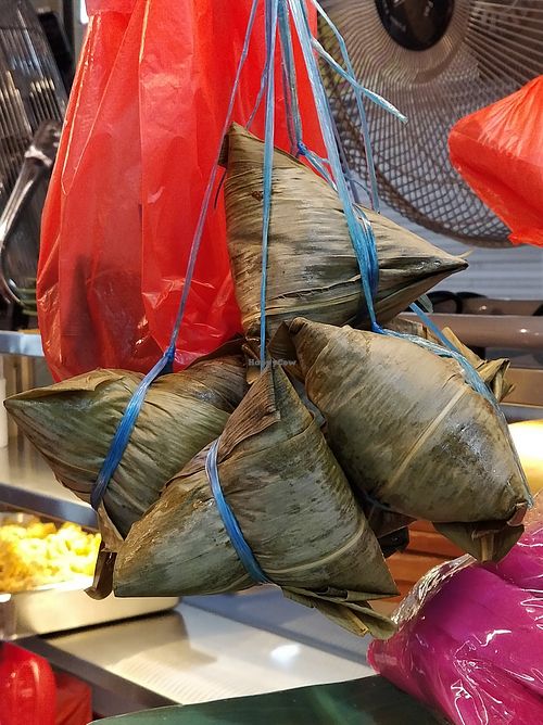 Rice dumplings at Tanaka Vegetarian 田中素食 - Fajar in West Singapore
