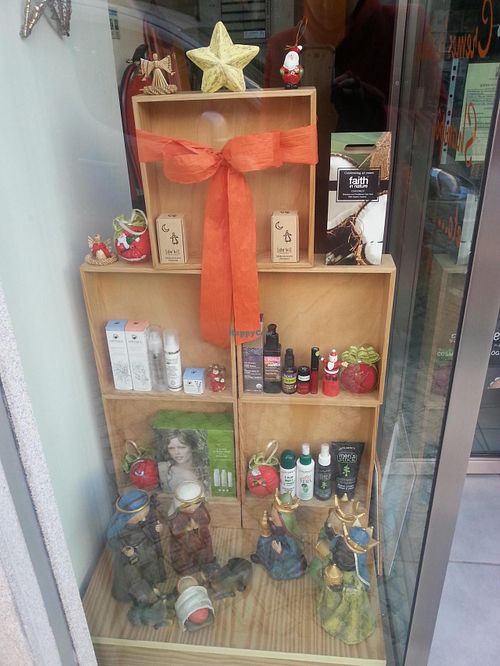 Store front at EU and TU Cosmetica Biologica Vegan in Viseu