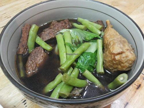 mock meat at Rú Xūn SùShí 茹薰素食 in Jian
