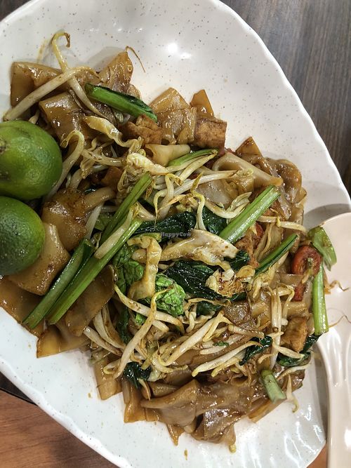 Friend kway Teow at Kiat Lim Vegetarian Food 吉林素食 in Northeast Singapore