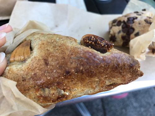 Fig scone at Kitsch et Bio in Nagoya