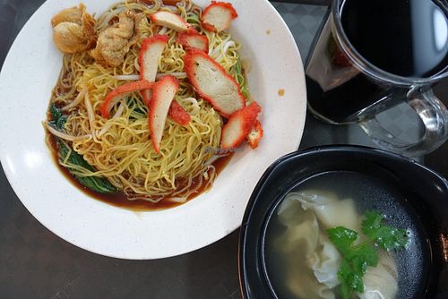 wanton noodle with wanton soup and coffee black at Merit Vegetarian in West Singapore