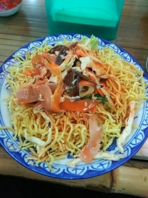 Dry Noodles Plate at Lien Hoa in Da Nang