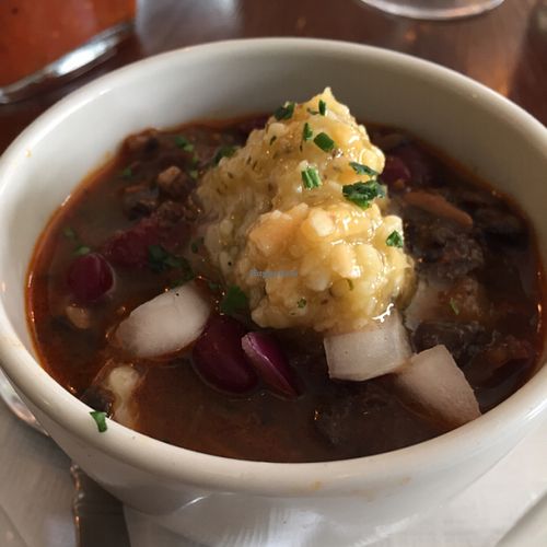 vegan, gluten-free portabella chili at River Valley Farmer's Table in Chicago
