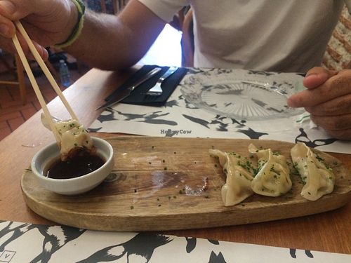 Gyozas de verduras at Valentin in A Coruna