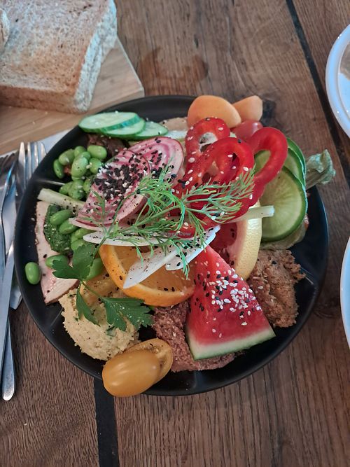 Breakfast plate at Geh Veg in Berlin