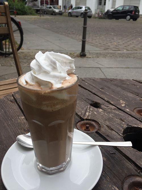 Hot choc at Valladares in Berlin
