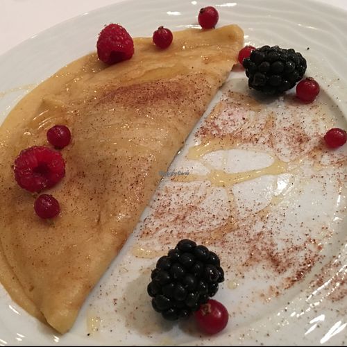 pancake with honey (not vegan) at Naturbar in Frankfurt