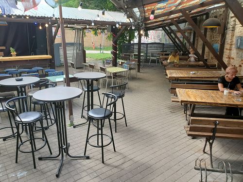 Patio at Balti Drambliai Vegetarine Kavine in Vilnius