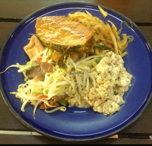 4 choices of buffet at Taon Sin in Phuket