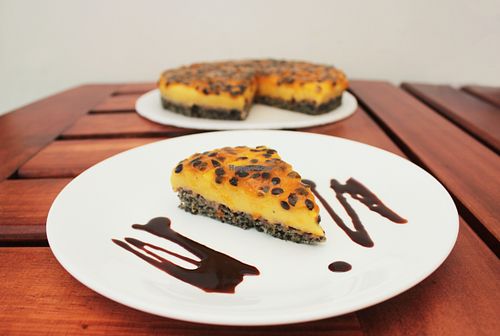 Torta de Maracuyá at Vegan Bambú in Bogota