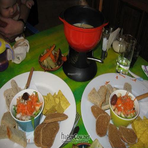 Cashew cheese fondue at Hagedis in The Hague