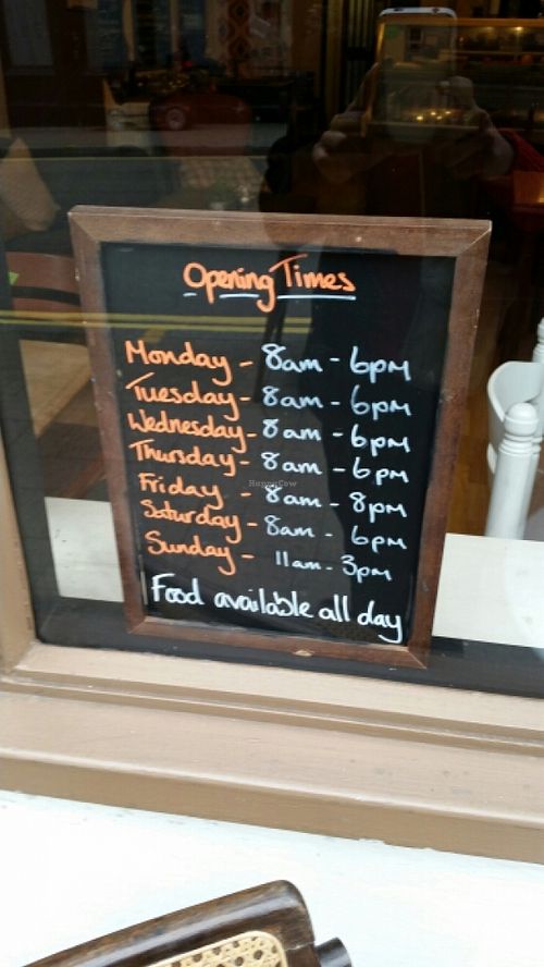 opening times  at The Coffee Box in Leamington Spa