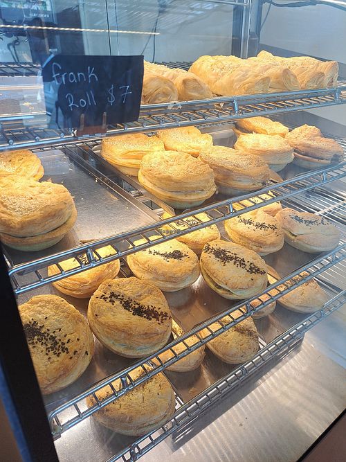 Vegan pies 🥧 at Tart Bakery - Grey Lynn in Auckland