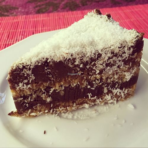 Raw bounty cake at Edeni Vegan in Budapest