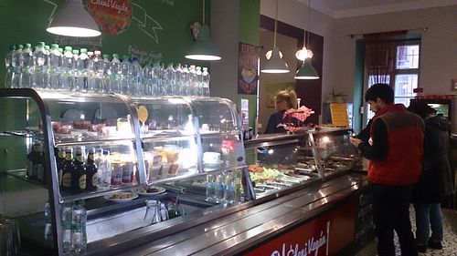 vegan buffet at Edeni Vegan in Budapest