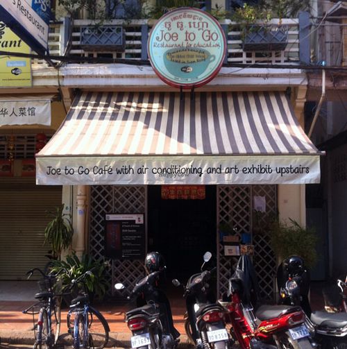 Entrance at Joe to Go in Siem Reap