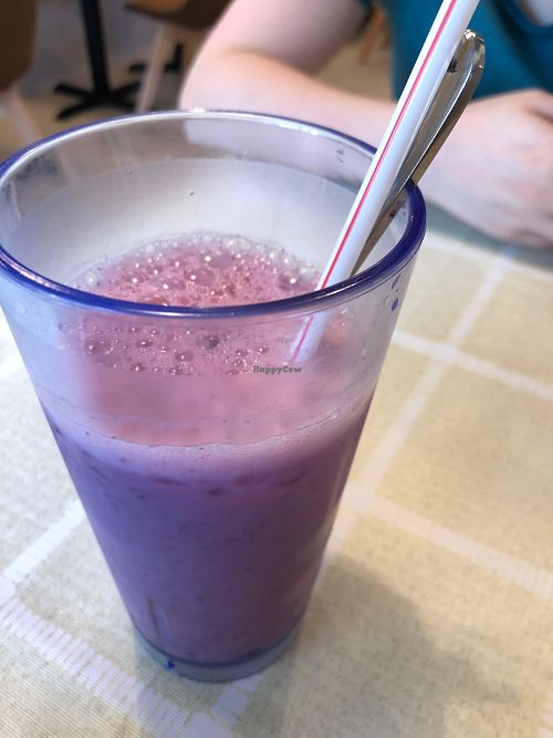 Blueberry Smoothie at Green Fresh Vegan Restaurant in New Territories
