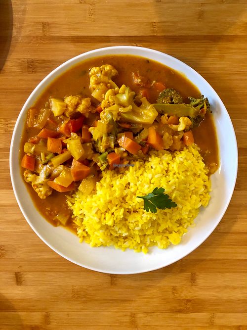 veggie curry with rice at Sol in Konstanz