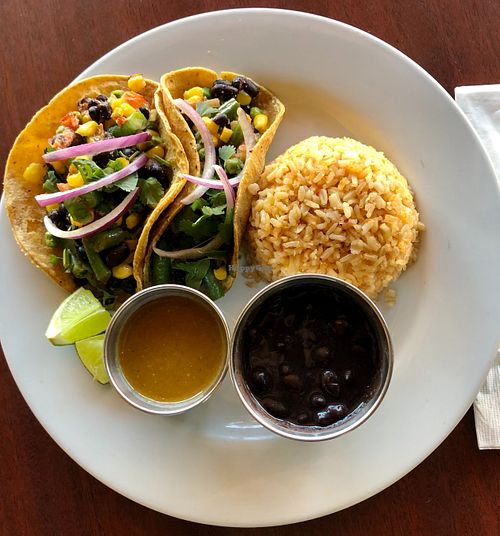 Mix Veggies Taco Plate at Un Solo Sol in Los Angeles