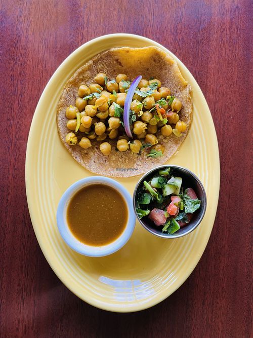   at Un Solo Sol in Los Angeles