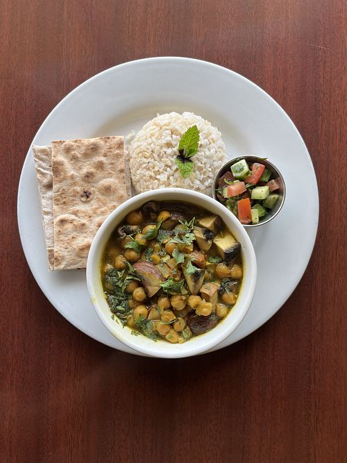   at Un Solo Sol in Los Angeles